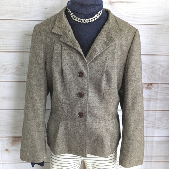 Escada Virgin Wool Tailored Pleated Blazer in Brown and Cream Size 10 / EU 44 - Picture 1 of 13